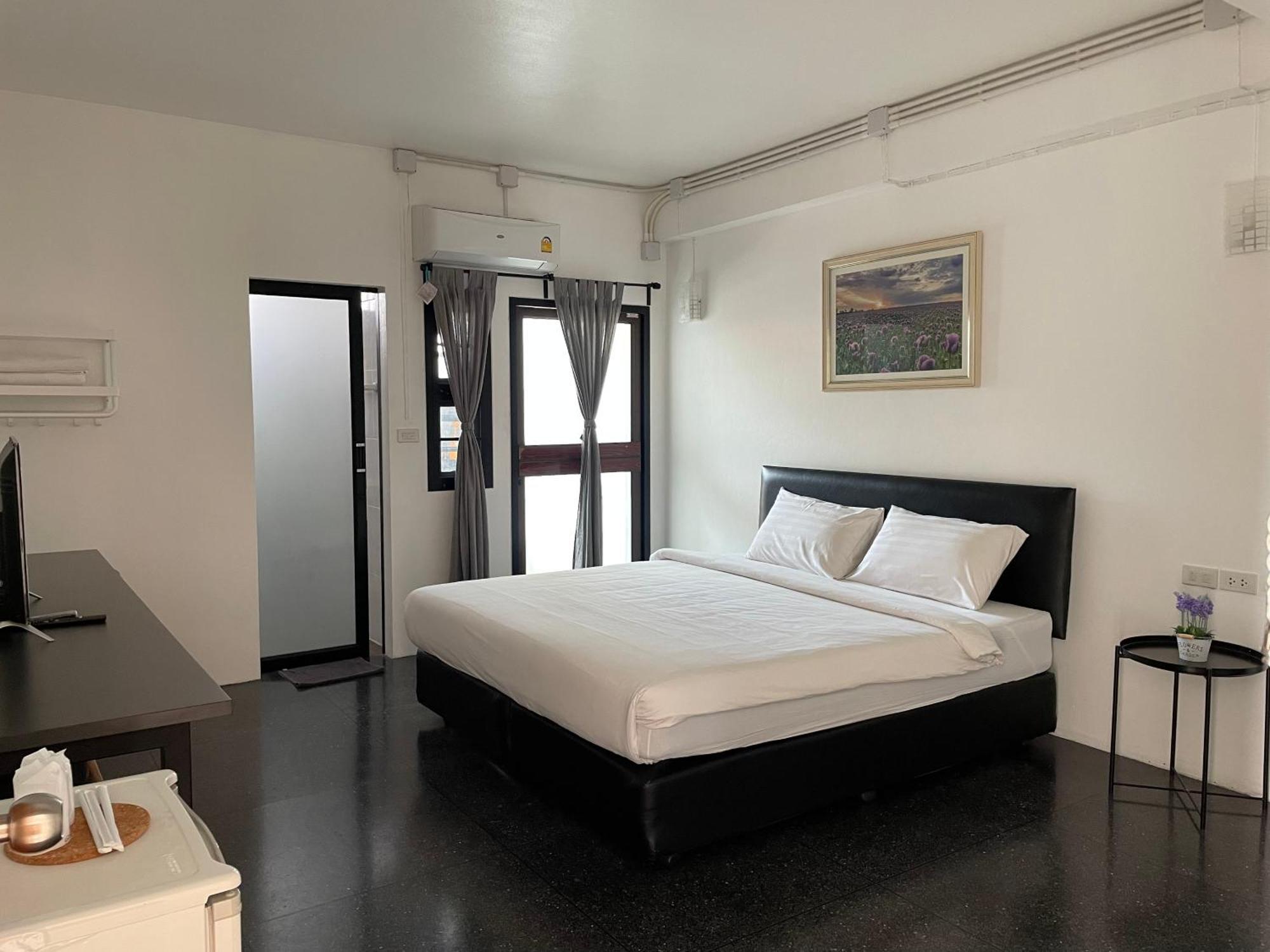 Inn My Place Pak Chong Екстериор снимка